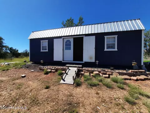 55454 N Shadow Mountain Pkwy, Seligman, AZ 86337