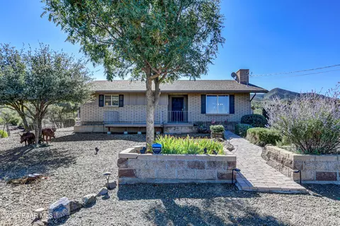 14621 E Lazy River Dr, Dewey-humboldt, AZ 86327