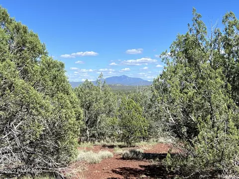 215 Off Of Lucky Ln, Ash Fork, AZ 86320