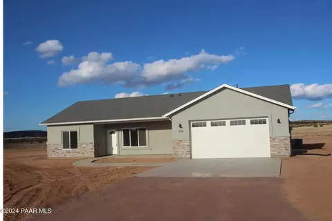 1454 E Sweet Grass Dr, Paulden, AZ 86334