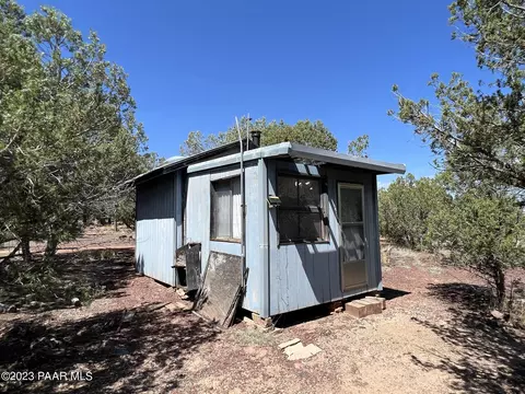 241 Als Way, Ash Fork, AZ 86320 photo 18