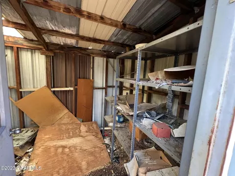 241 Als Way, Ash Fork, AZ 86320 photo 23