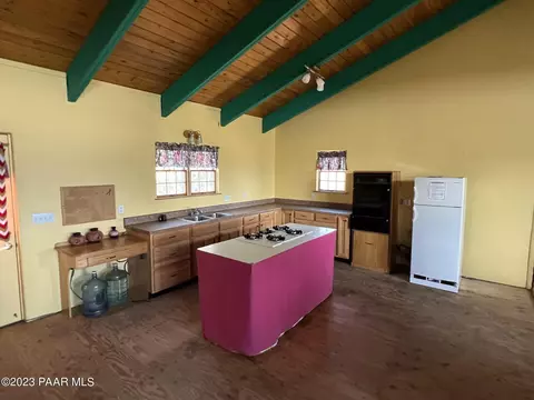 241 Als Way, Ash Fork, AZ 86320 photo 5