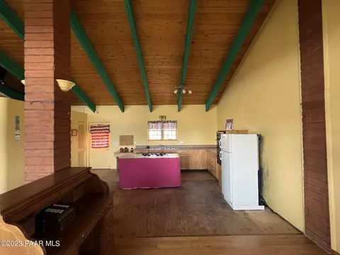 241 Als Way, Ash Fork, AZ 86320 photo 4