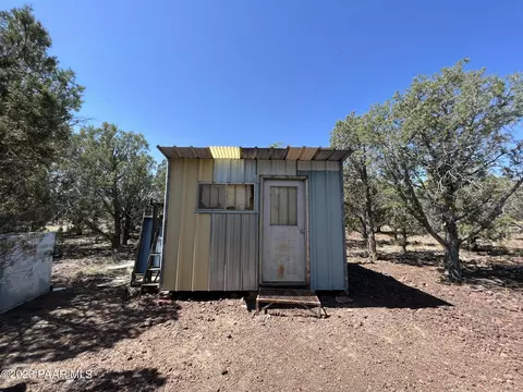 241 Als Way, Ash Fork, AZ 86320 photo 22