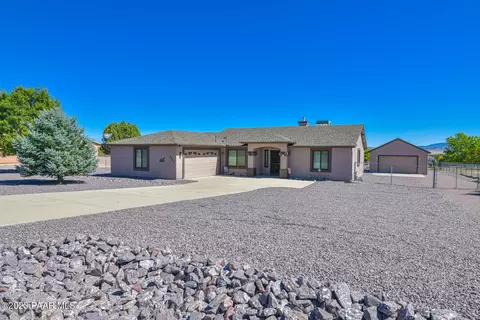 3885 N Gambels Ridge Dr, Chino Valley, AZ 86323