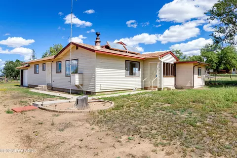 1048 Poco Ln, Chino Valley, AZ 86323