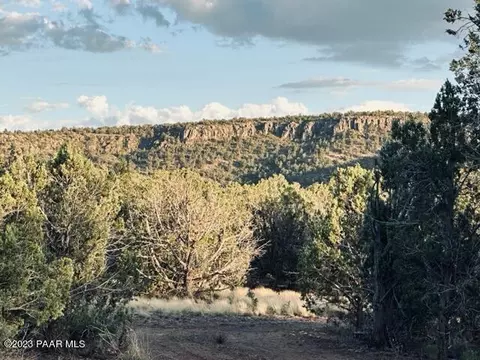 88 NE Stockmans Rd, Ash Fork, AZ 86320 photo 12