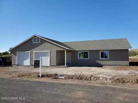 20049 E Pinto Dr, Mayer, AZ 86333