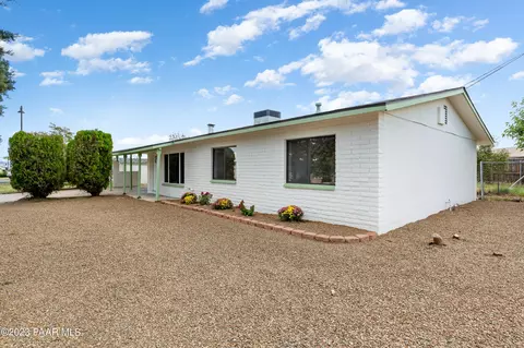 8101 E Lakeshore Dr, Prescott Valley, AZ 86314