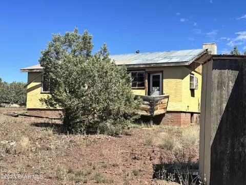 1248 W Picacho Dr, Ash Fork, AZ 86320 photo 11