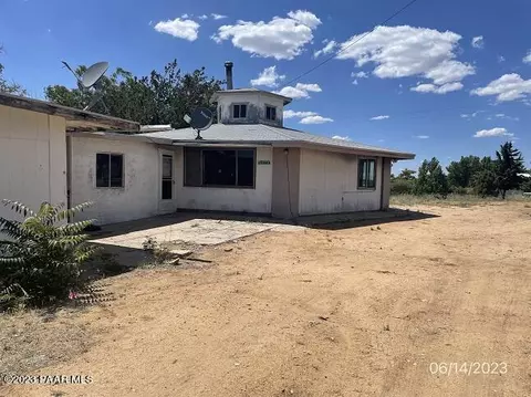 8470 S Highway 89, Kirkland, AZ 86332