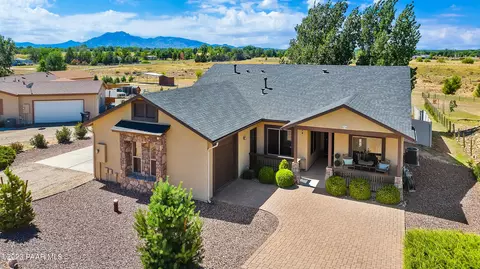 834 Sycamore Ln, Chino Valley, AZ 86323