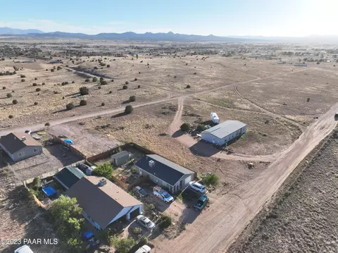 351 E Ahonen Rd, Paulden, AZ 86334 photo 5