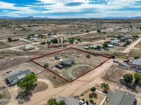 24425 N Los Angeles St, Paulden, AZ 86334