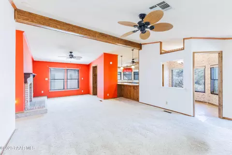 10115 E Hereford Ln, Dewey, AZ 86327 photo 8