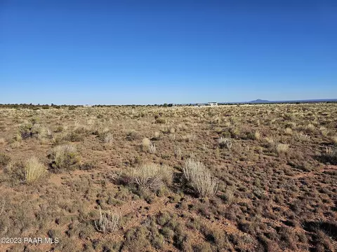 2712 E Hayden Dr, Williams, AZ 86046 photo 1