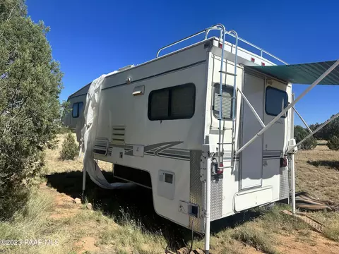 1655 Grand Blvd, Ash Fork, AZ 86320 photo 2