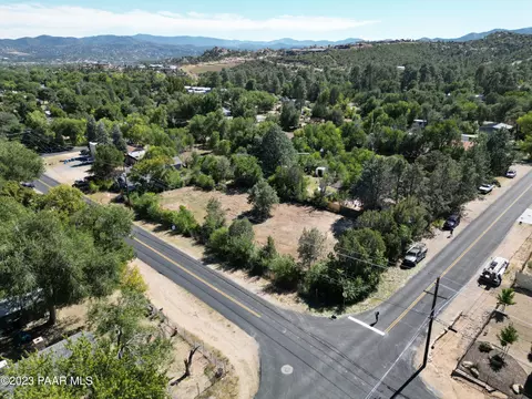 1575 Vyne St, Prescott, AZ 86305