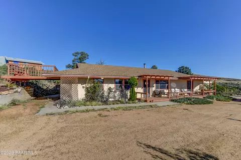 1695 N Douglas Dr, Prescott, AZ 86301