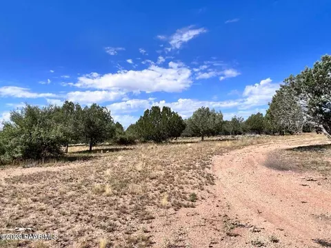 39720 Bowling Ln, Ash Fork, AZ 86320 photo 11