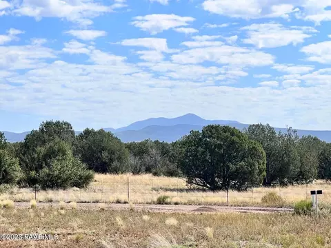 39720 Bowling Ln, Ash Fork, AZ 86320 photo 8