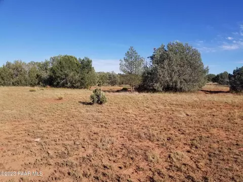 475 Caprica W, Ash Fork, AZ 86320 photo 6