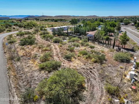 17205 17213 E Roadrunner Rd, Mayer, AZ 86333 photo 4