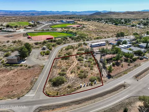 17205 17213 E Roadrunner Rd, Mayer, AZ 86333 photo 3