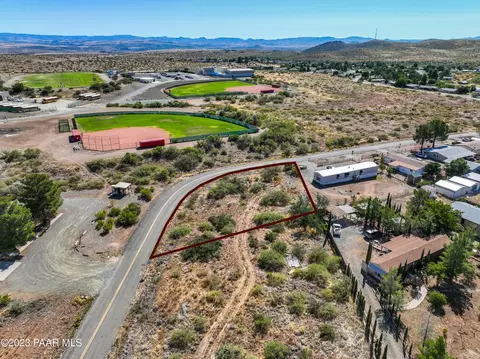 17205 17213 E Roadrunner Rd, Mayer, AZ 86333 photo 14