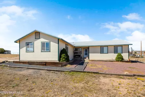 2880 N Mountain Meadow Rd, Chino Valley, AZ 86323