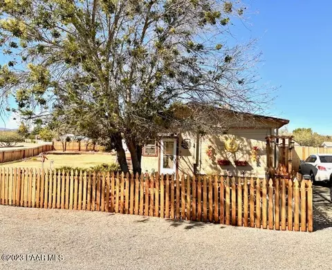 17150 E Apricot Ln, Mayer, AZ 86333