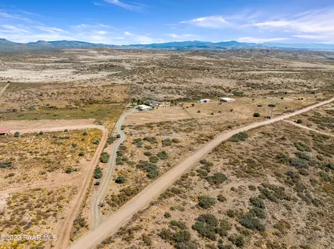 1755 S Orme Rd, Dewey-humboldt, AZ 86327 photo 5