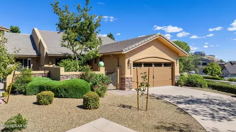 1235 Crown Ridge Dr, Prescott, AZ 86301