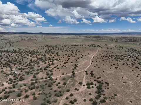90 Nw4 Outback Rd, Ash Fork, AZ 86320 photo 4