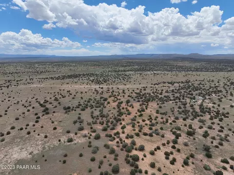 90 E2 Outback Rd, Ash Fork, AZ 86320 photo 13