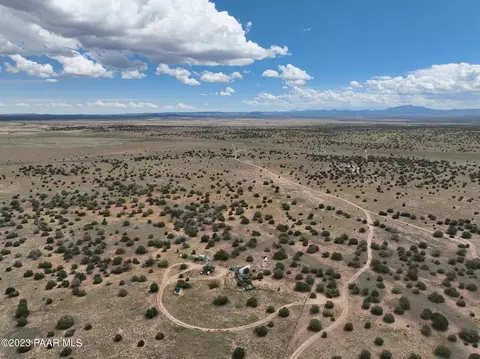 90 E2 Outback Rd, Ash Fork, AZ 86320 photo 8