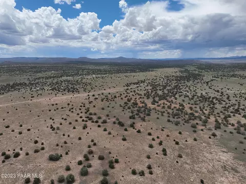 90 E2 Outback Rd, Ash Fork, AZ 86320 photo 16
