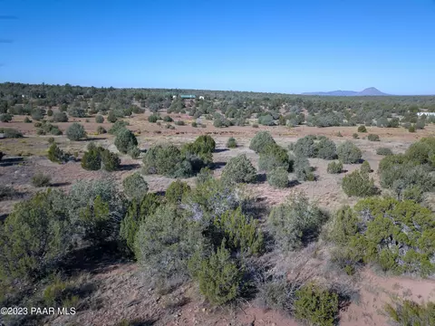 13 Cattle Dr, Ash Fork, AZ 86320 photo 6