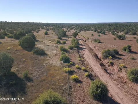 13 Cattle Dr, Ash Fork, AZ 86320 photo 7
