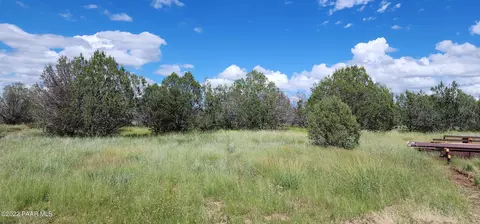2277 W Picacho Dr, Ash Fork, AZ 86320 photo 4