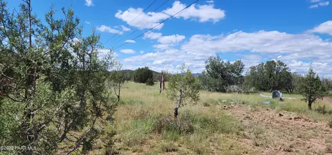 2277 W Picacho Dr, Ash Fork, AZ 86320 photo 2