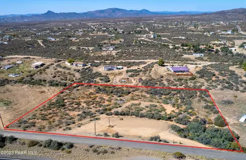8620 S Highway 89, Kirkland, AZ 86332