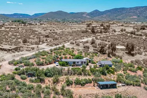 620 S Glendun Pl, Dewey-humboldt, AZ 86327