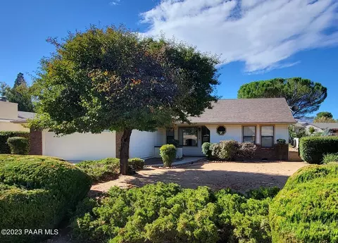 1114 N Old Chisholm Trl, Dewey, AZ 86327