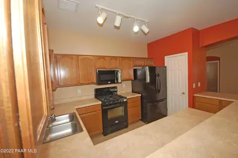 12867 E Delgado St, Dewey-humboldt, AZ 86327 photo 3