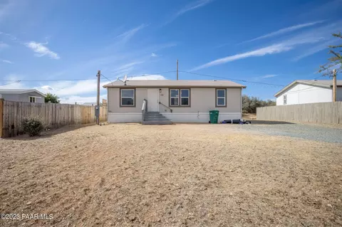16482 S Red Rock Ln, Mayer, AZ 86333