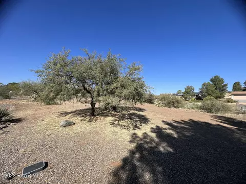 17609 E Jackrabbit Rd, Mayer, AZ 86333 photo 2