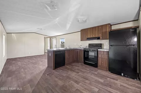 20946 E Mingus Dr, Mayer, AZ 86333 photo 6