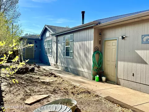 504 E Rodeo Rd, Williams, AZ 86046 photo 3